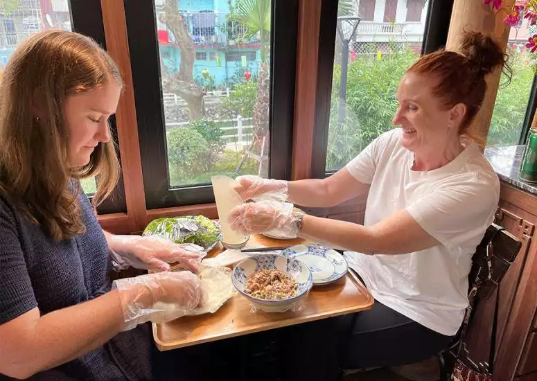 Tự tay cuốn nem – Gói trọn tinh hoa Hà thành