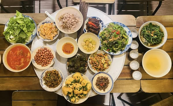 Cơm bao cấp - Toàn những món ngày xửa ngày xưa mà ngon đáo để